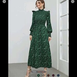 Chic Green Floral Maxi Dress